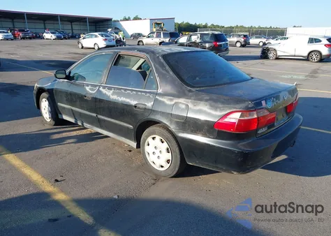 1999 Honda Accord Lx из США, поврежденный, VIN 1HGCG5647XA144120